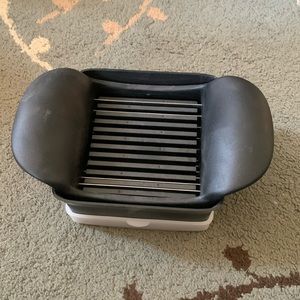 Pampered Chef vegetable slicer, never used